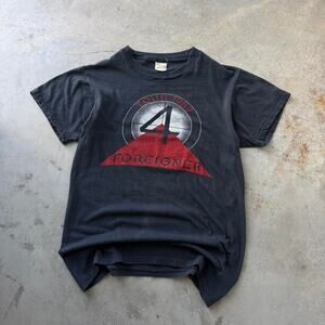 Vintage 80's Foreigner Rock Band Tee Tour Retro Graphic T-shirt Size Medium